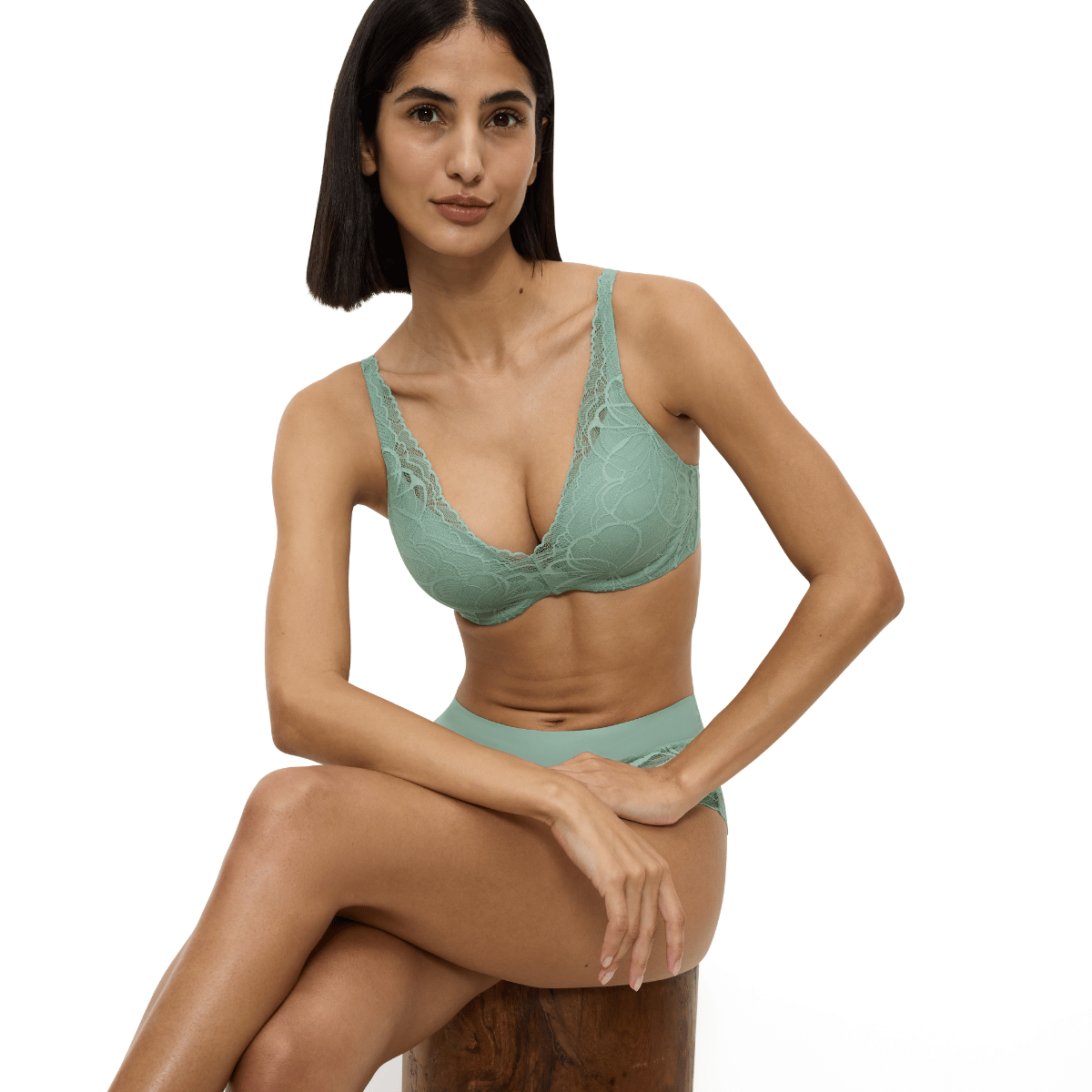Triumph Body Make-Up Illusion Lace BH med bøjle, mintgrøn