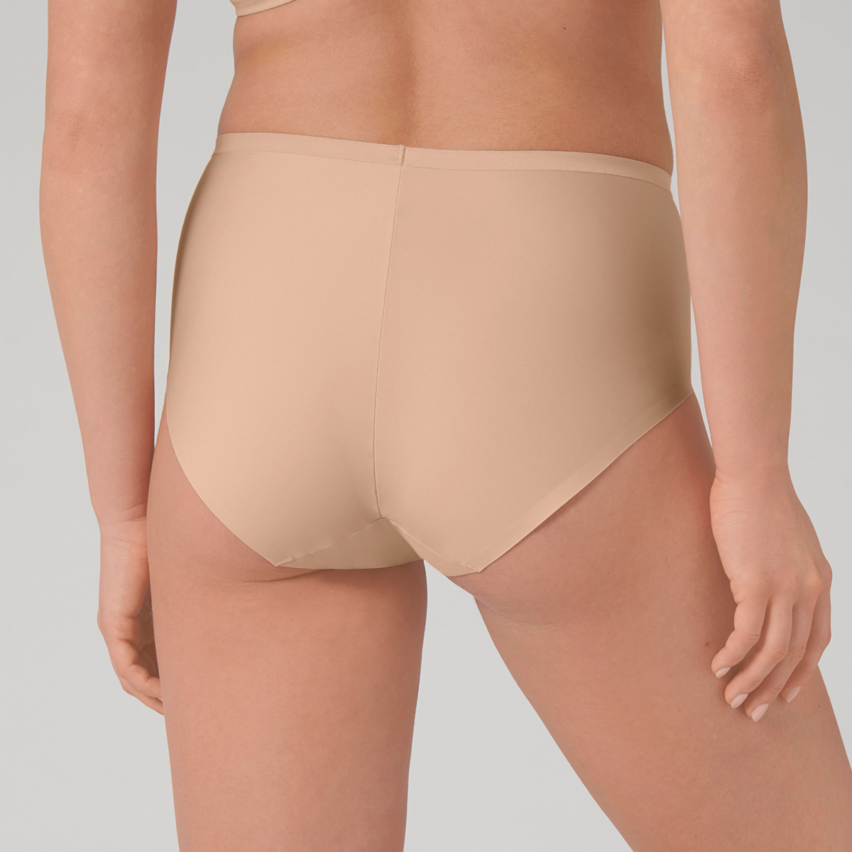 Triumph Shape Smart maxi trusse, beige