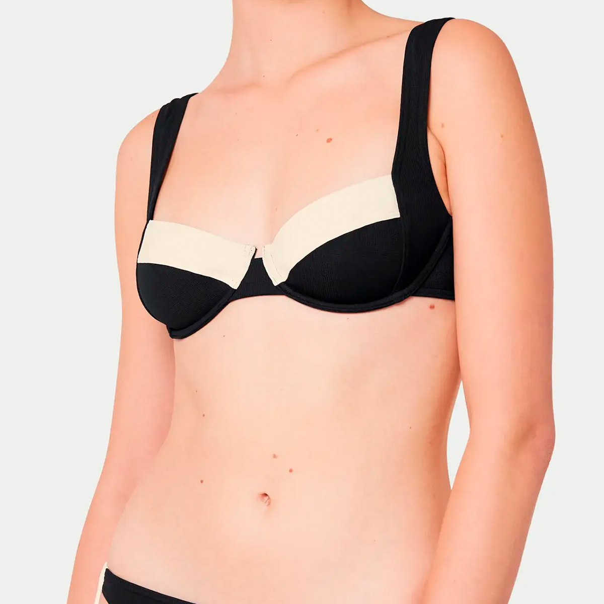 Triumph Summer Glow bikini top med bøjle, sort
