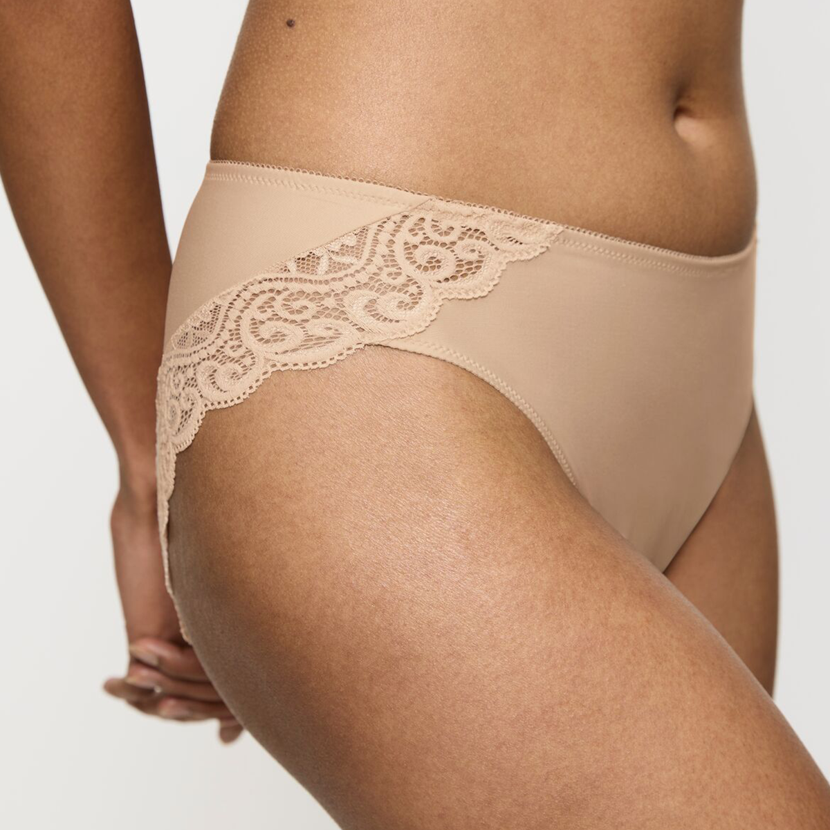 Triumph Amourette tai trusse, beige
