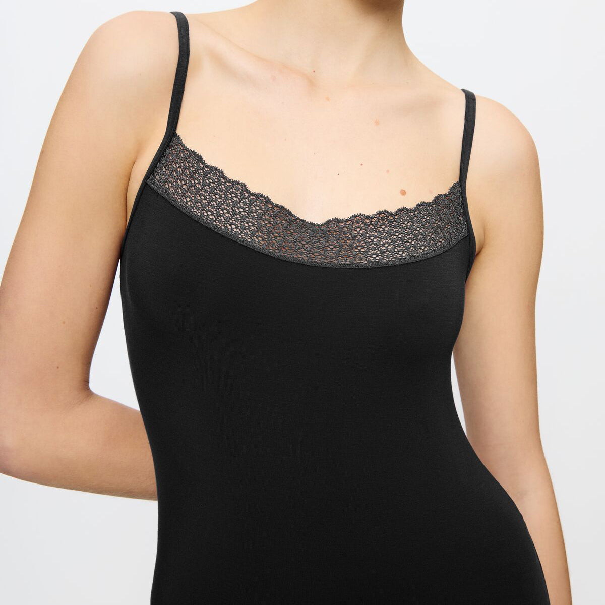 Triumph Feel of Modal Spaghetti top, sort