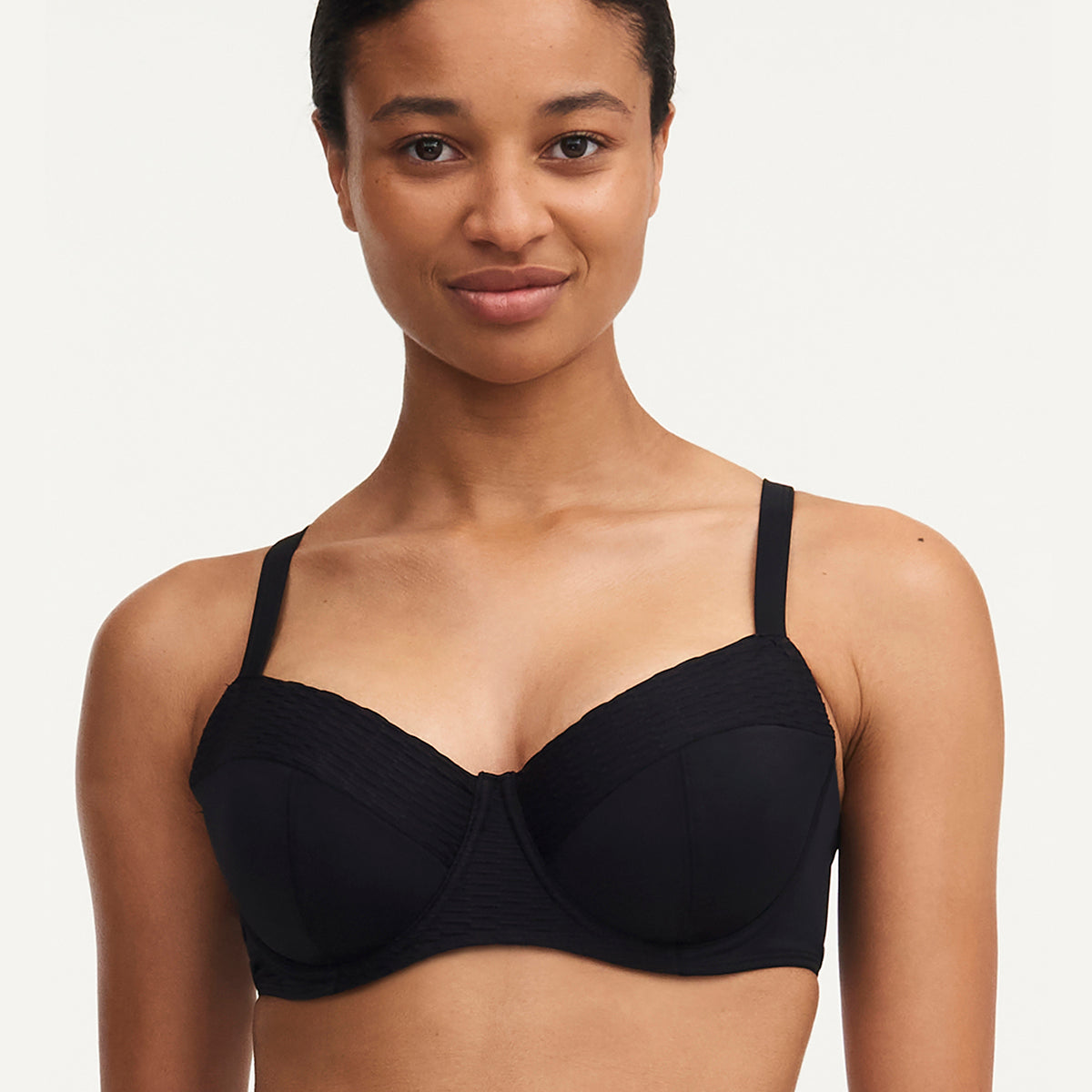 Femilet Bonaire bikini top med bøjle, sort