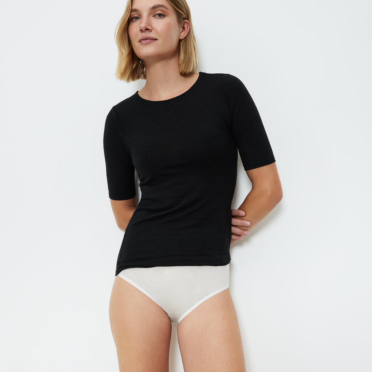 Triumph Beauty Layers top, sort