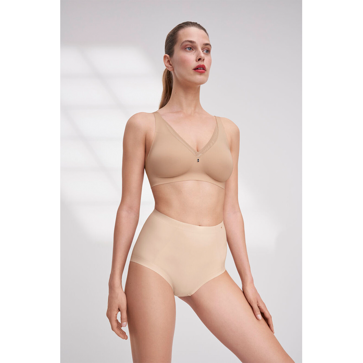 Triumph Medium Shaping HighwaIst trusse, beige Online