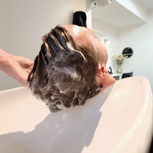 Vask af toupé/hair toppere