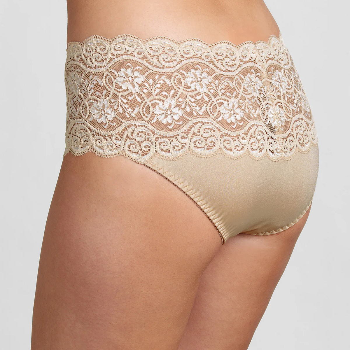 Triumph Amourette 300 maxi trusse, beige