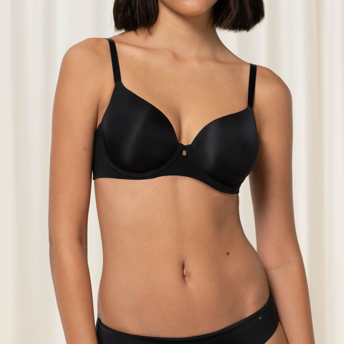 Triumph Body Make-Up Essentials WP BH med bøjle, sort Online Hot Salg