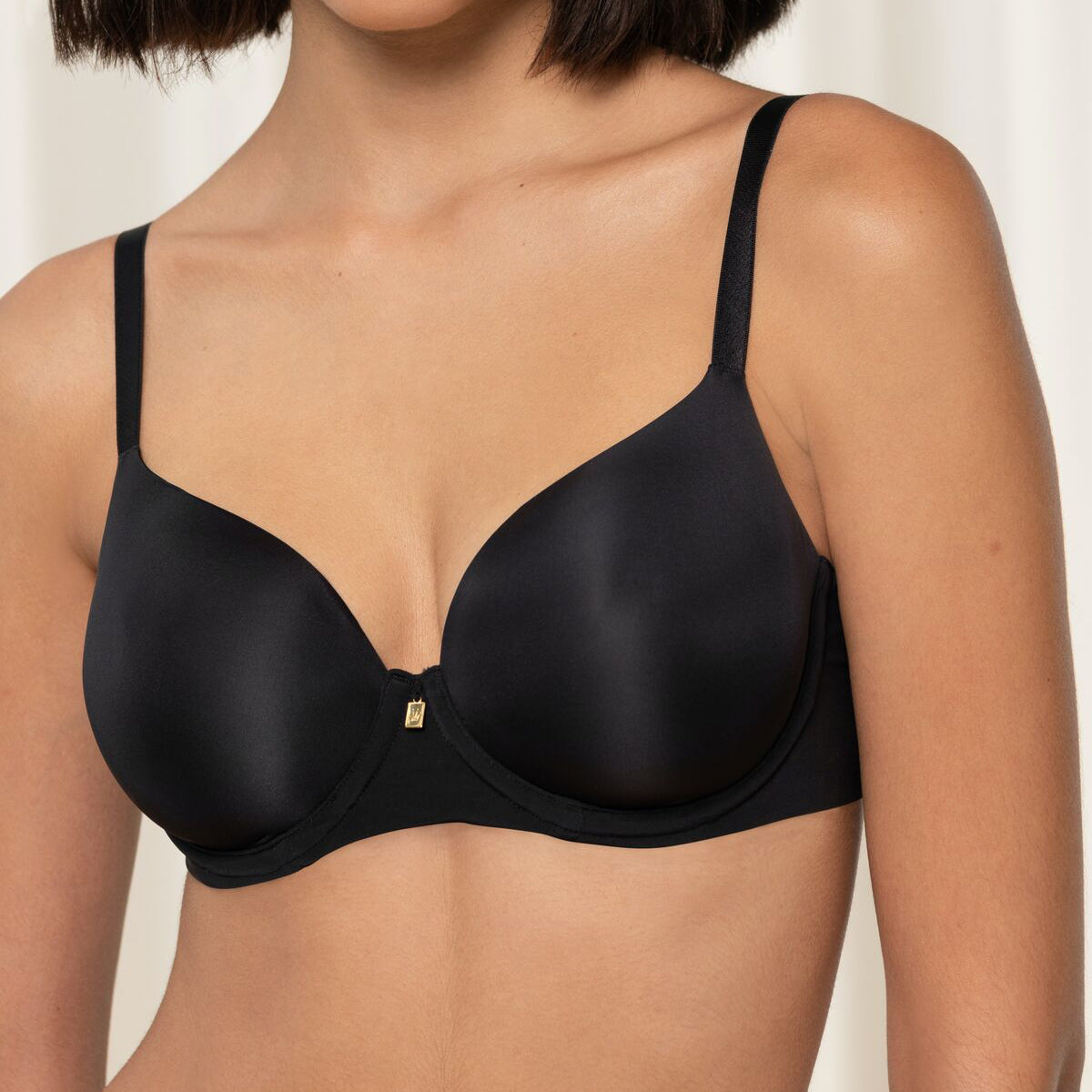 Triumph Body Make-Up Essentials WP BH med bøjle, sort Online Hot Salg