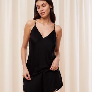 Triumph Silky Sensuality pyjamas, sort