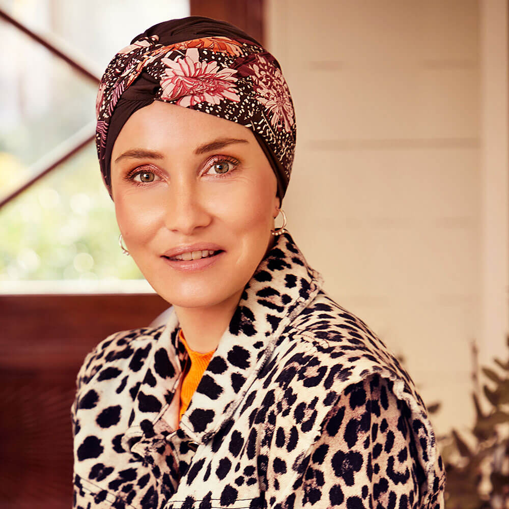 HocShakti Turban, Chocolate w. Garden Pinks - Udgår
