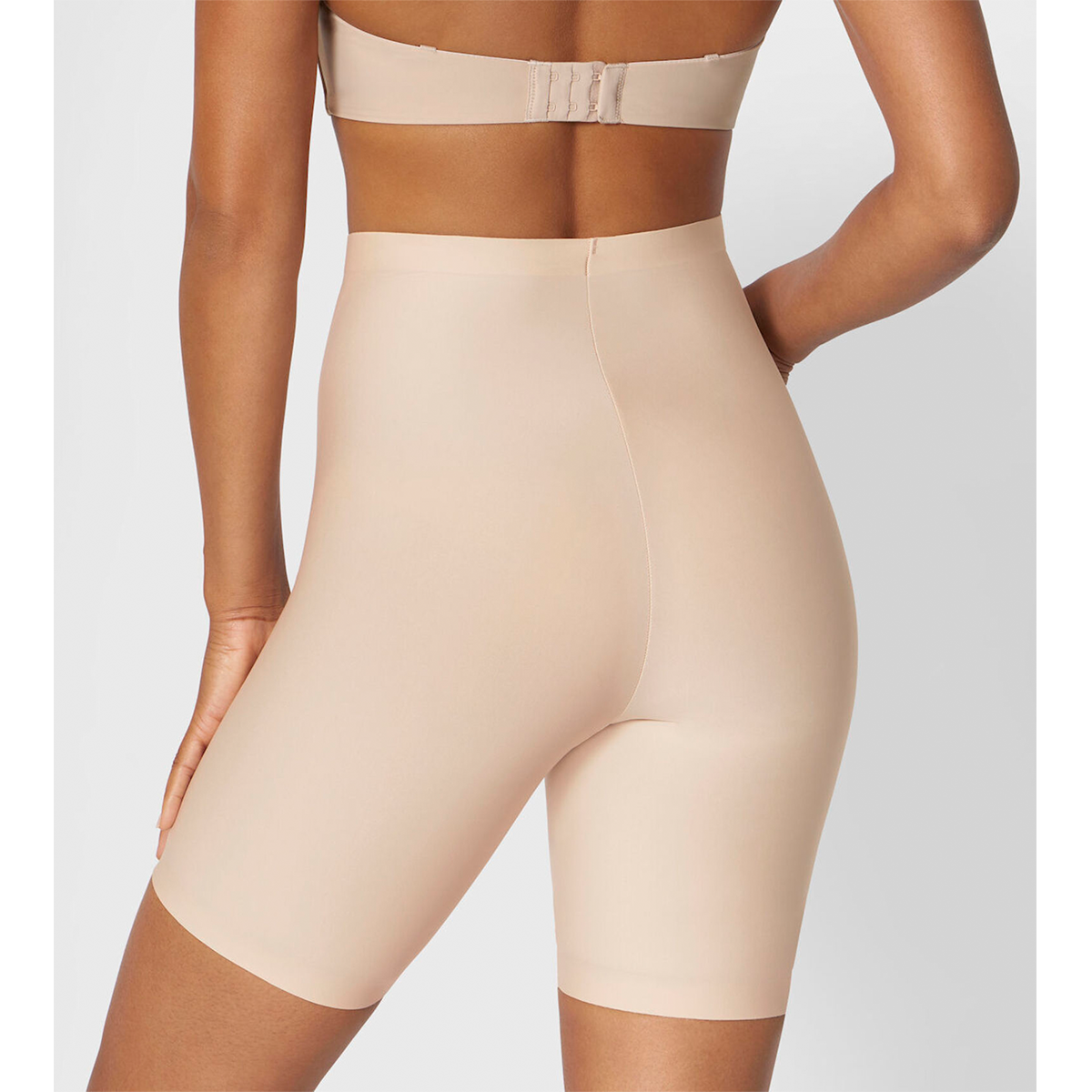 Triumph Medium Shaping Series shorts, beige