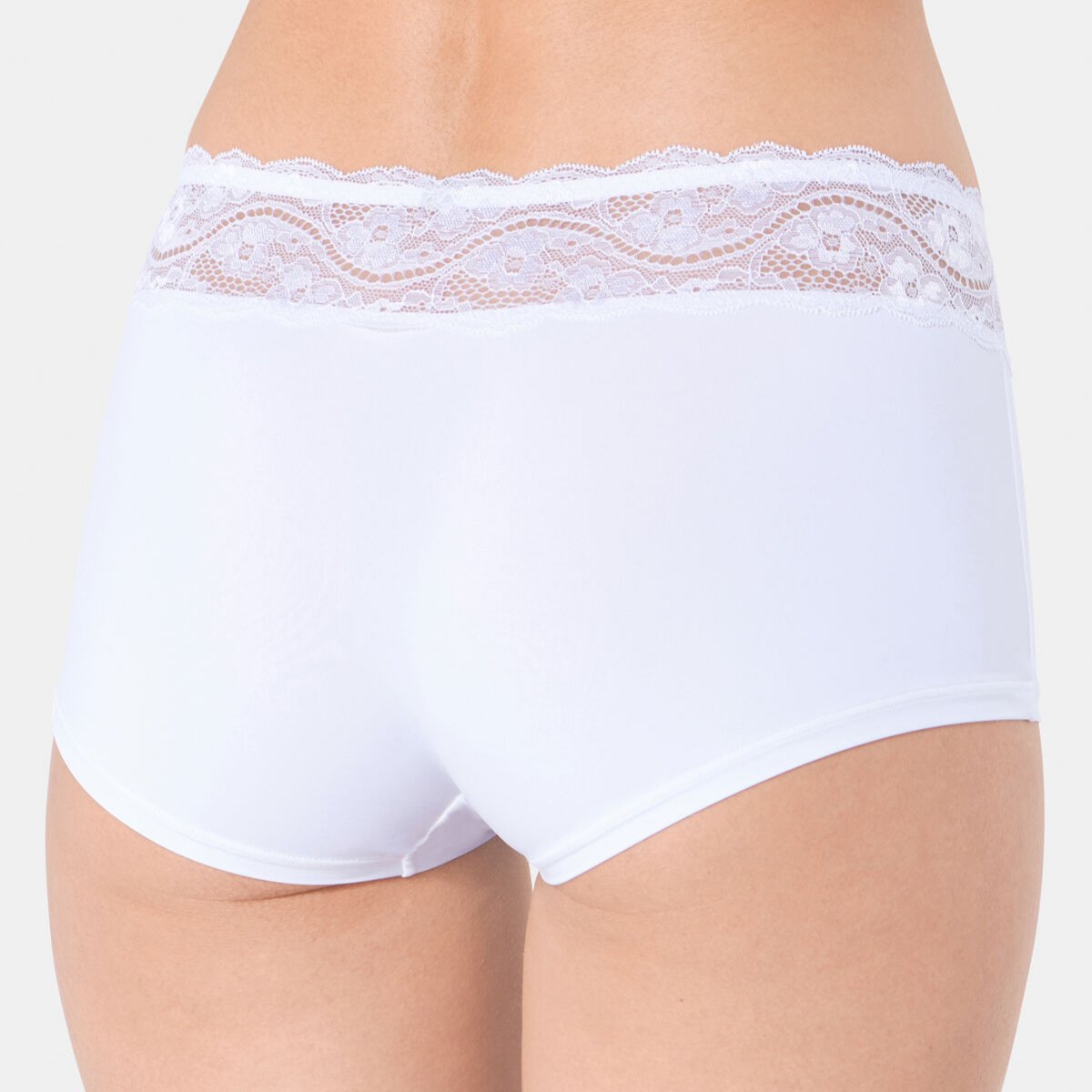 Triumph Lovely Micro shorts, hvid