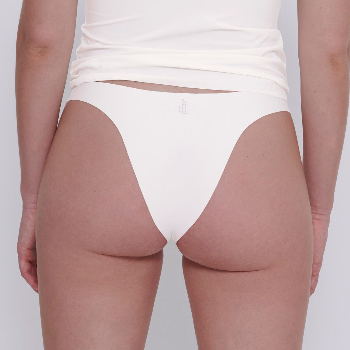 Sloggi Zero Feel 2.0 brazilian trusse, natural Levere
