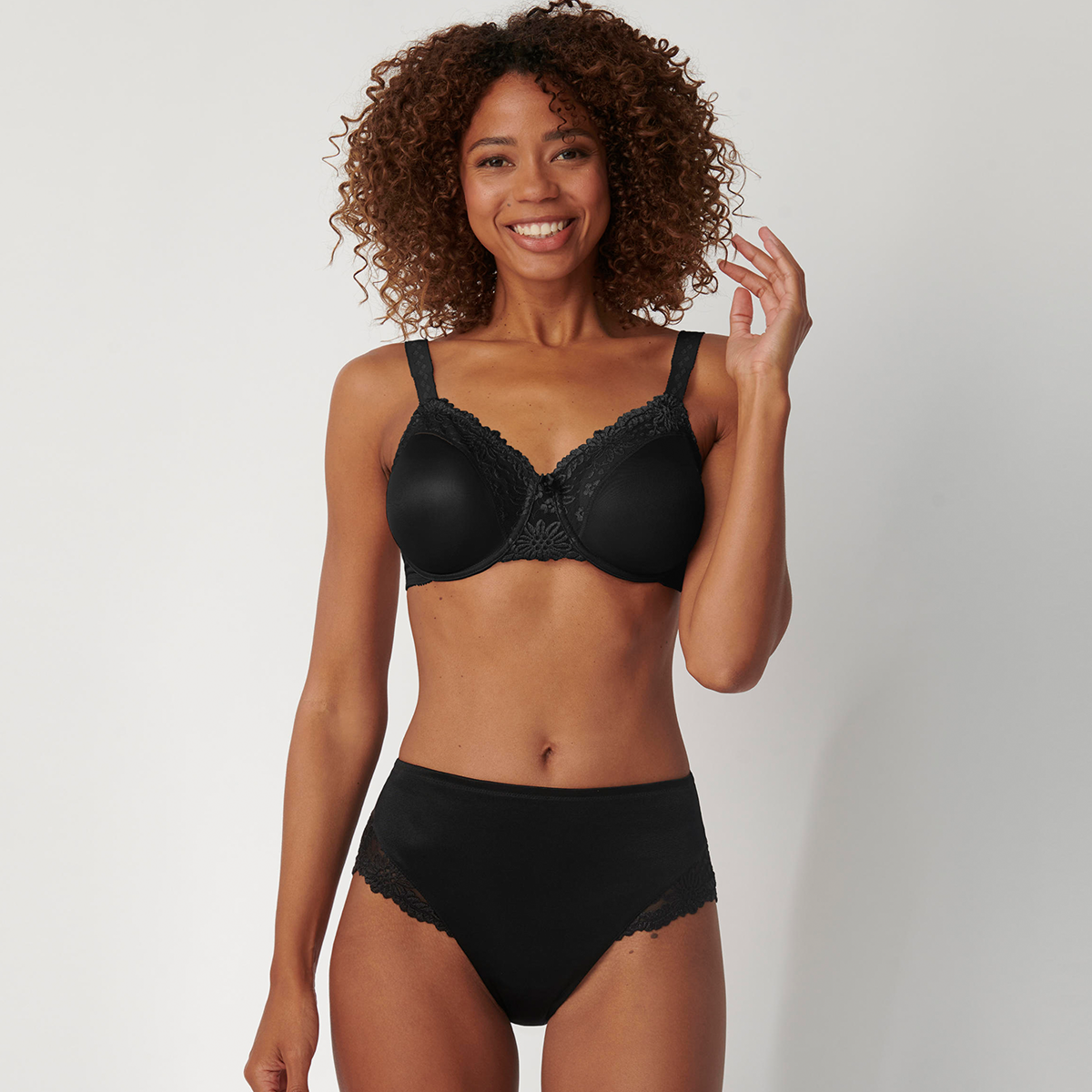 Triumph Ladyform Soft maxi trusse, sort