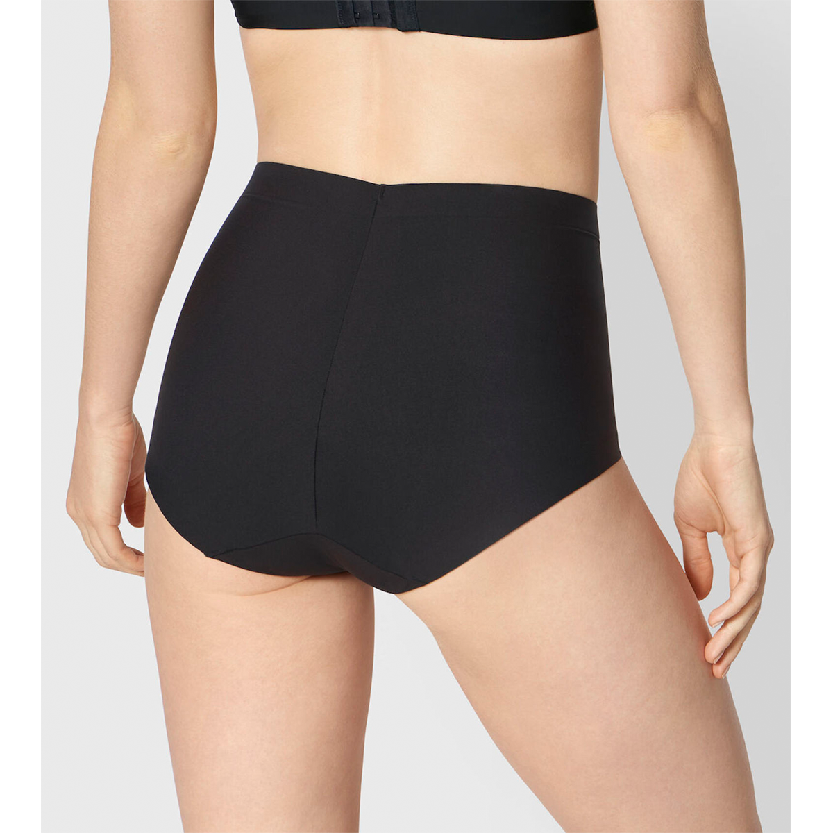 Triumph Medium Shaping HighwaIst trusse, sort