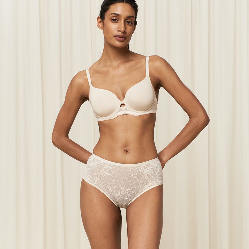 Triumph Amourette Charm WHP01 BH med bøjle, creme