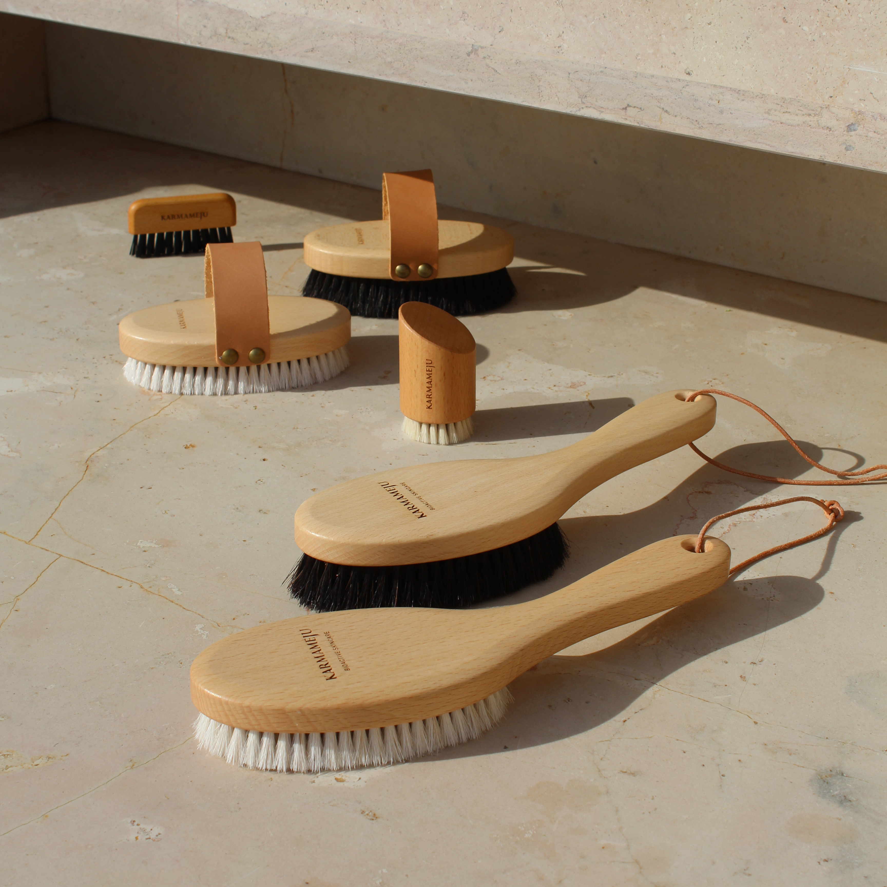 TINY cleansing tool til tørbørster