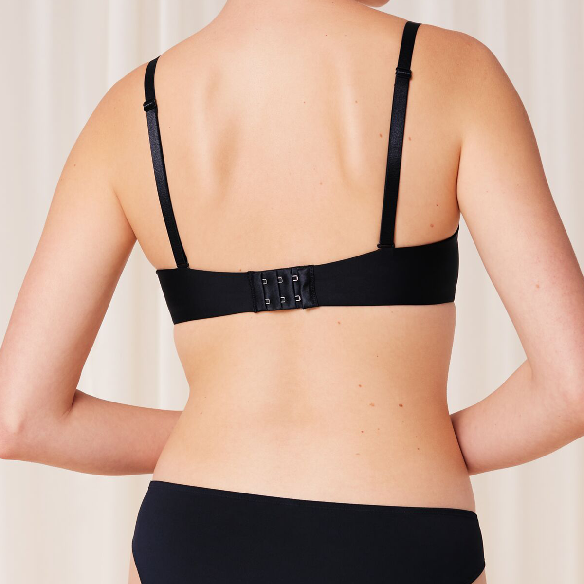 Triumph Pure Micro WDP stropløs BH, sort Online