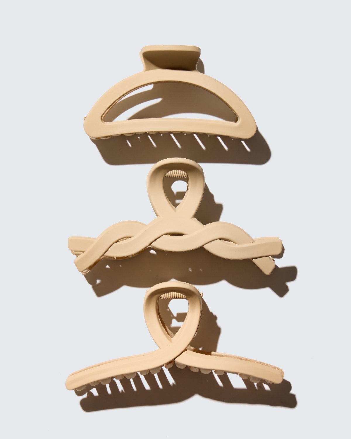 Medium Claw Hair Clips, 3-Pack, Beige