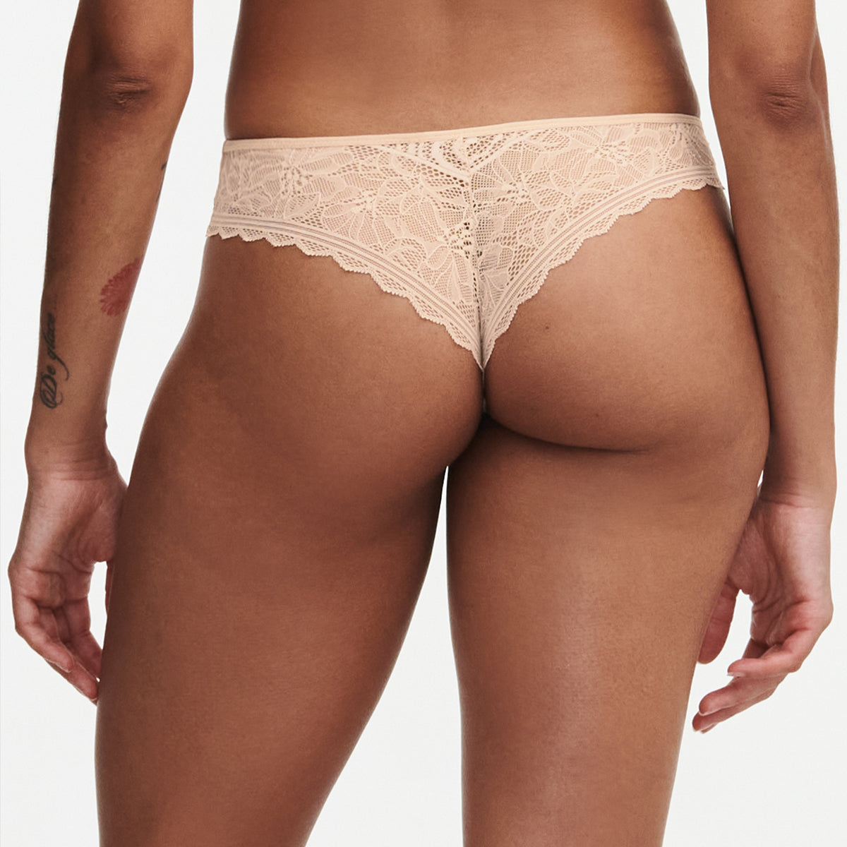 Chantelle EasyFeel Floral Touch g-streng, nude